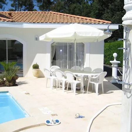 Villa Rue Albert Camus